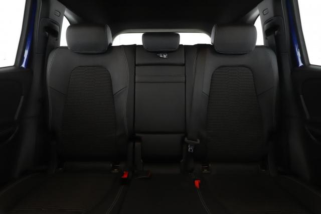 Mercedes Benz Glb image 5