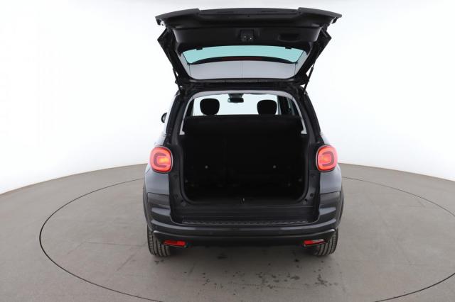 Fiat 500l image 9