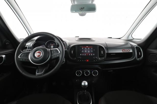 Fiat 500l image 4