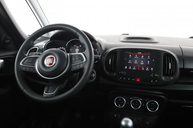 Fiat 500l image 7
