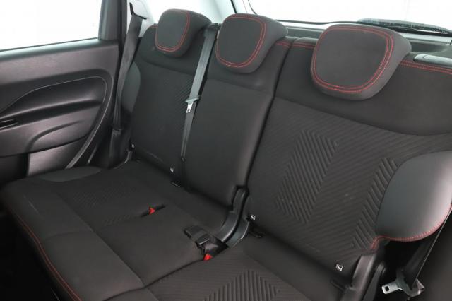 Fiat 500l image 2