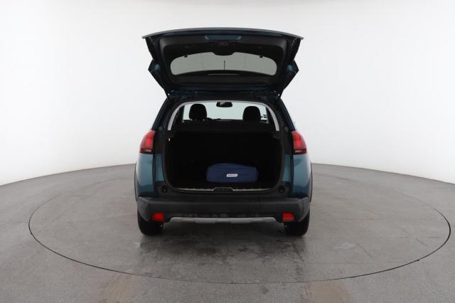 Peugeot 2008 image 3