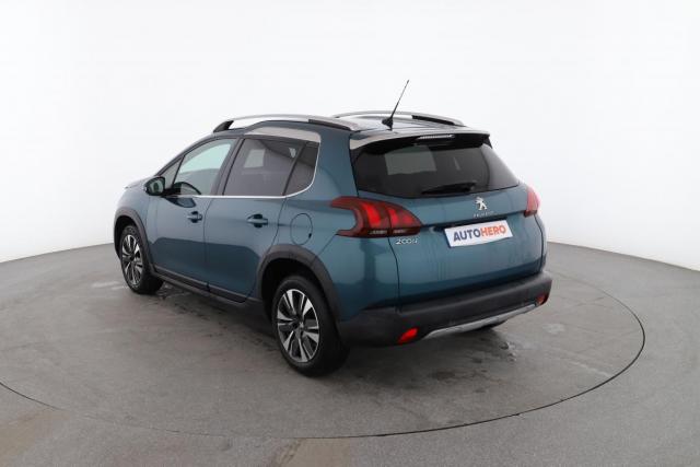 Peugeot 2008 image 2