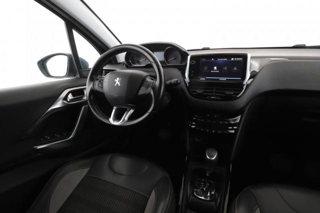 Peugeot 2008 image 7