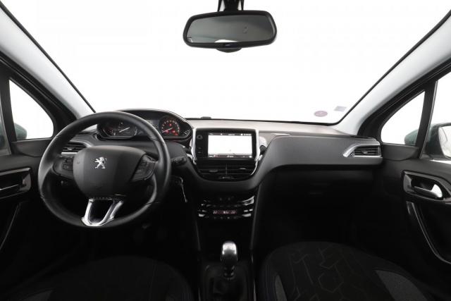 Peugeot 2008 image 7