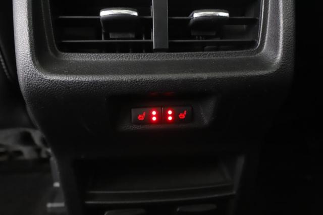 Ford Edge image 2