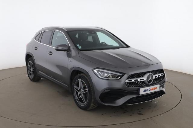 Mercedes Benz Gla image 1