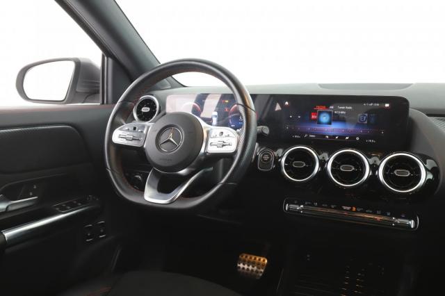 Mercedes Benz Gla image 5