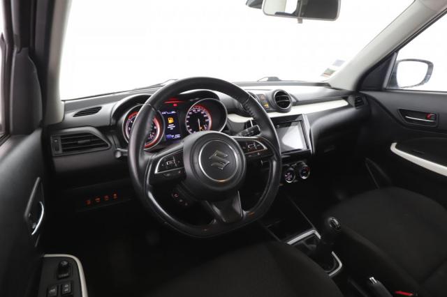 Suzuki Swift image 8