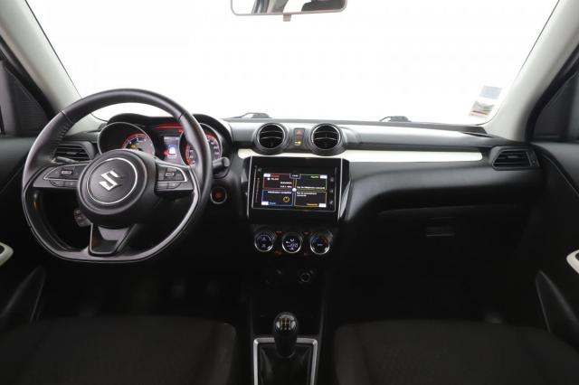 Suzuki Swift image 7