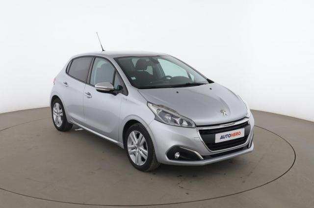 Peugeot 208 image 6