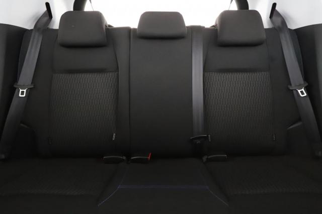 Peugeot 208 image 4