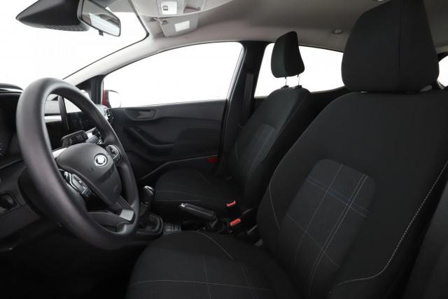 Ford Fiesta image 7
