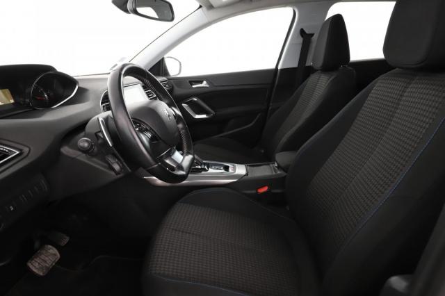 Peugeot 308 image 2
