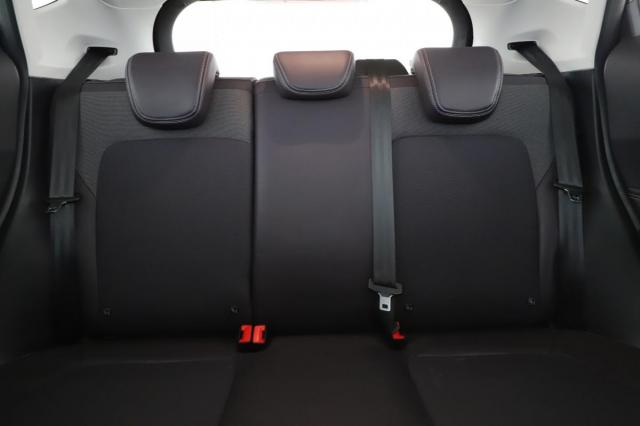 Ford Fiesta image 7