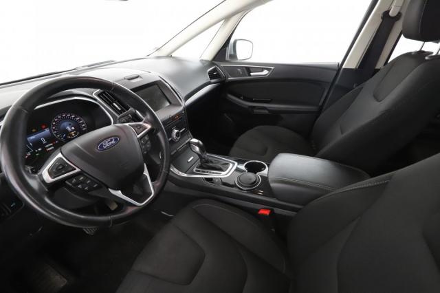 Ford S-Max image 3