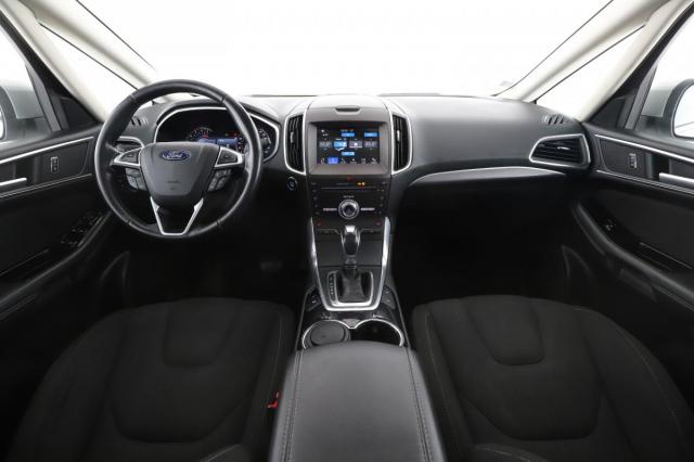 Ford S-Max image 8