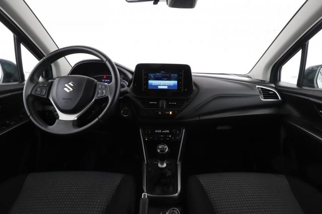 Suzuki S-Cross image 2