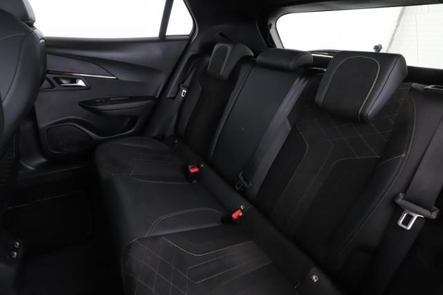 Peugeot 2008 image 3