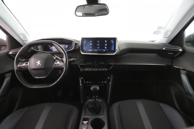 Peugeot 2008 image 4