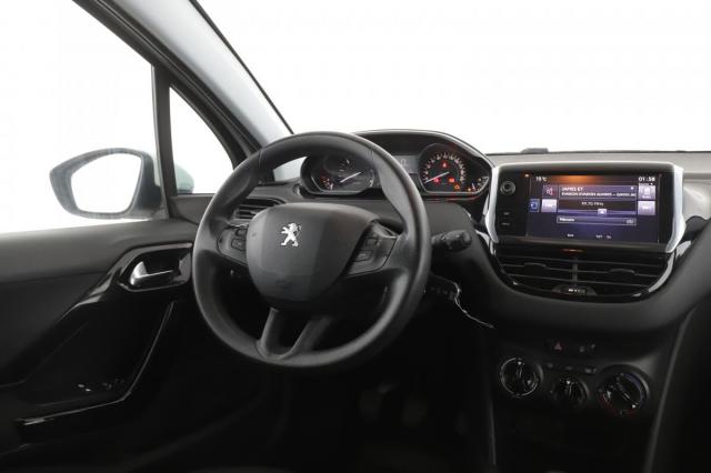 Peugeot 208 image 3
