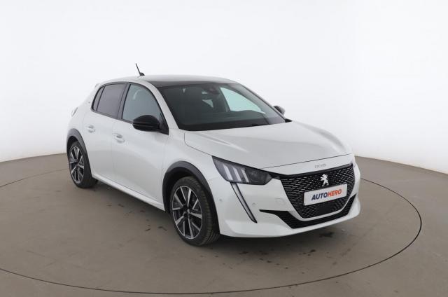 Peugeot 208 image 5