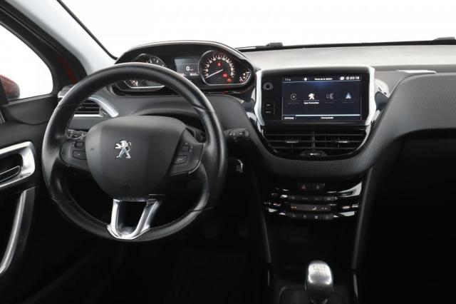 Peugeot 2008 image 4