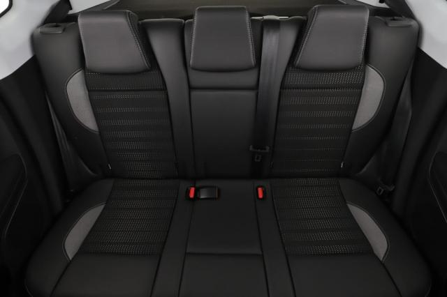 Peugeot 2008 image 7