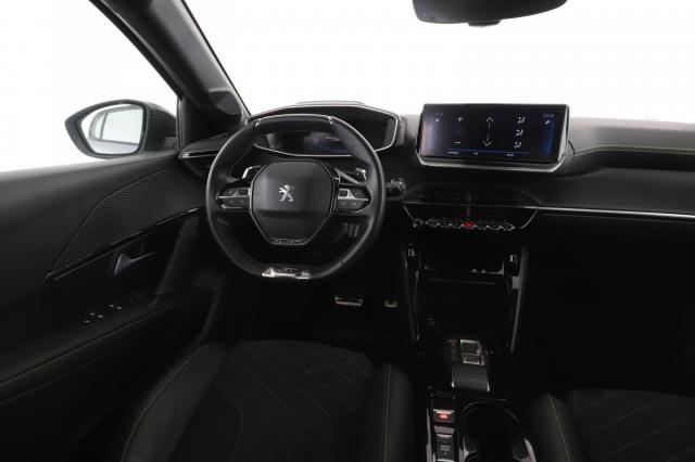 Peugeot 208 image 4