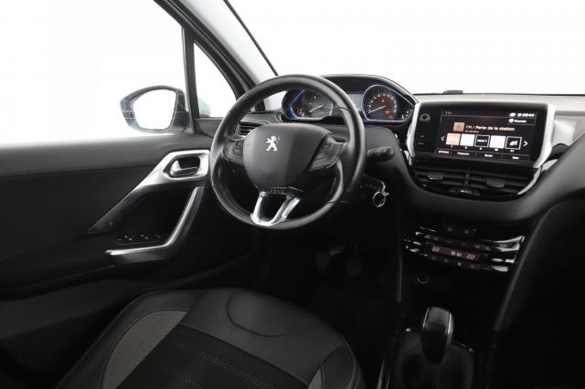 Peugeot 2008 image 5