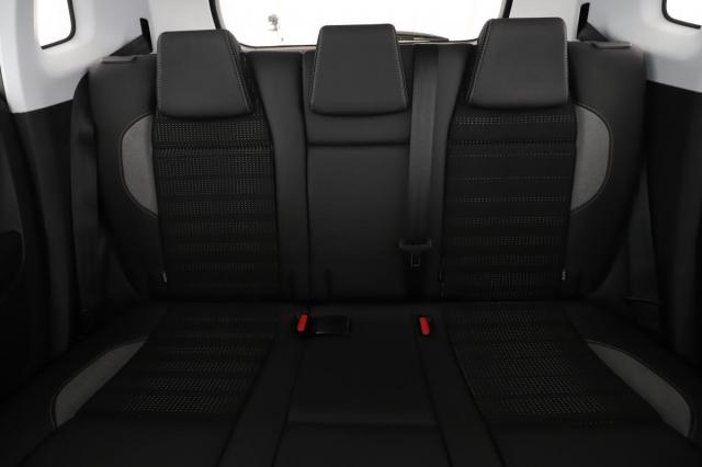 Peugeot 2008 image 9