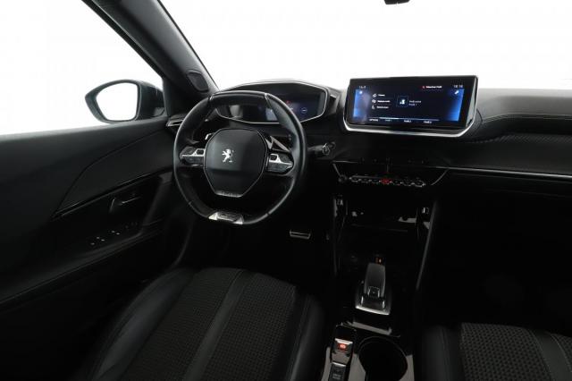 Peugeot 2008 image 6