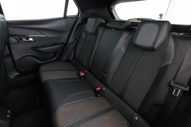 Peugeot 2008 image 1