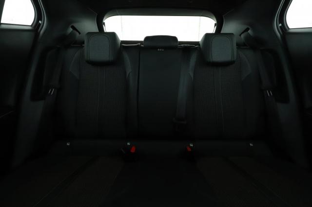 Peugeot 2008 image 4