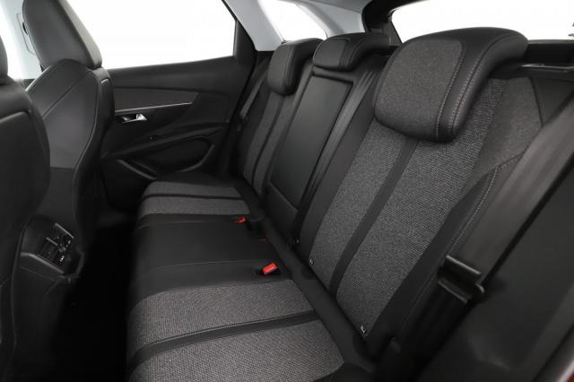 Peugeot 3008 image 6