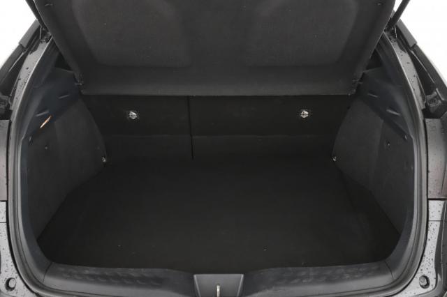 Toyota C-Hr image 6