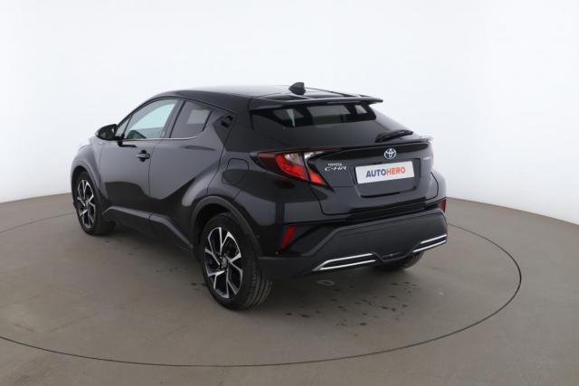 Toyota C-Hr image 2