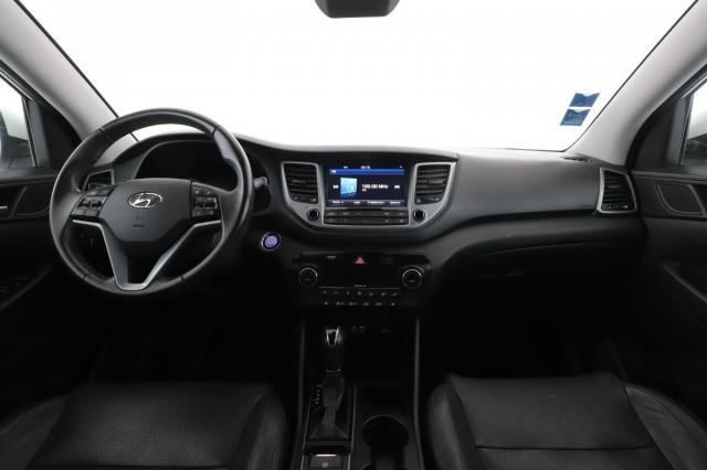 Hyundai Tucson image 3