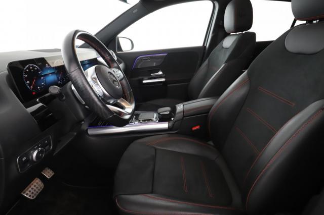 Mercedes Benz Gla image 1