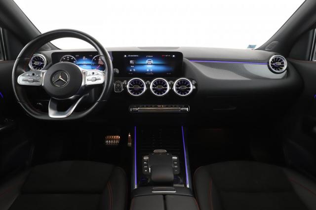 Mercedes Benz Gla image 8