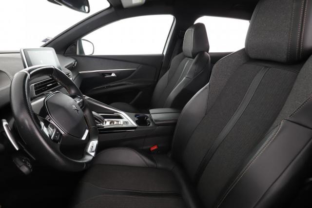 Peugeot 3008 image 8