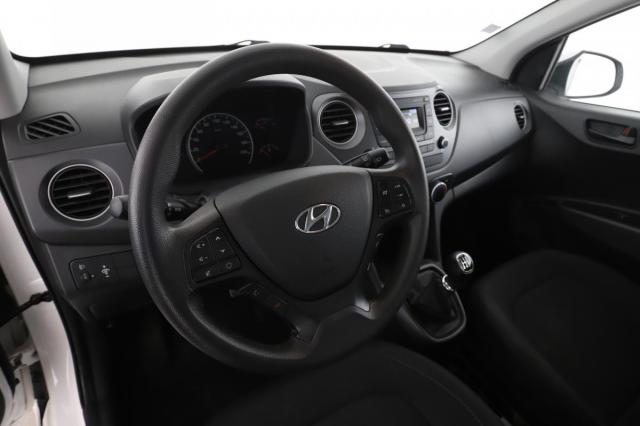 Hyundai I10 image 9