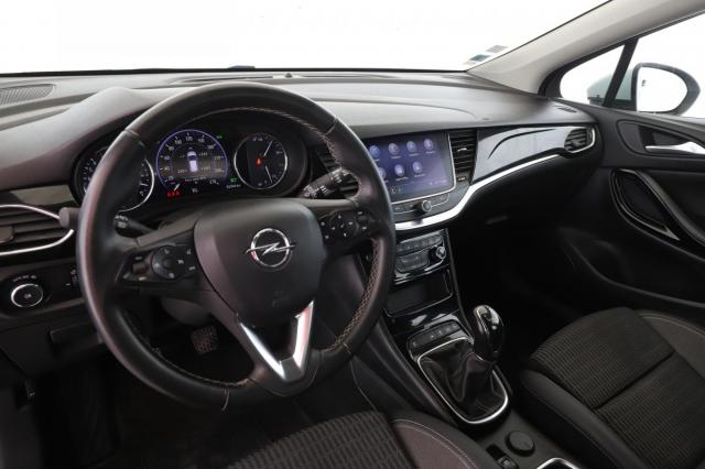 Opel Astra image 2