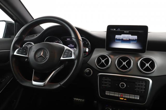 Mercedes Benz Gla image 6