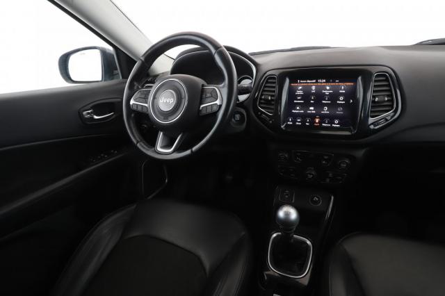 Jeep Compass image 8