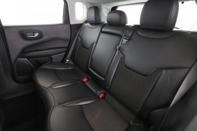 Jeep Compass image 2