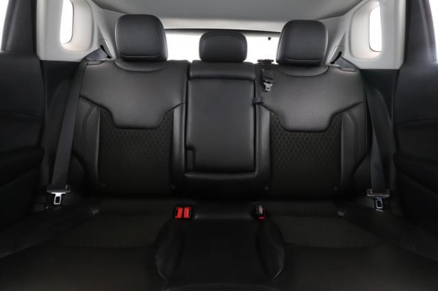 Jeep Compass image 9