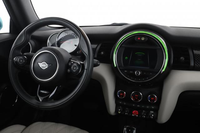 Mini Cabrio image 1