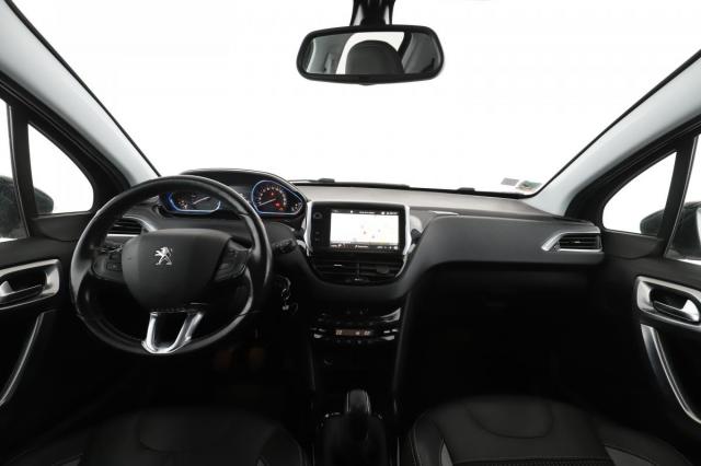 Peugeot 2008 image 6