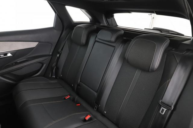 Peugeot 3008 image 1